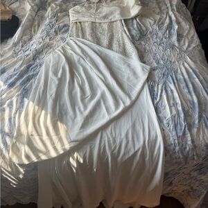 Elegant White Maxi Dress